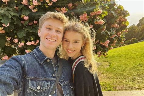 Look: Robert Irwin, girlfriend Rorie Buckey go Instagram official - UPI.com