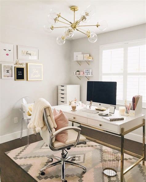 32 Nice Small Home Office Design Ideas - PIMPHOMEE