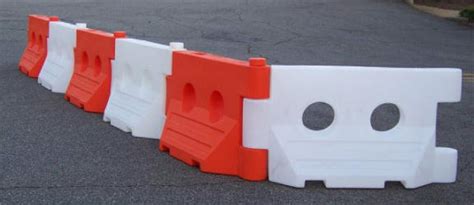 Universal Fence Co | Water-Filled Barricades