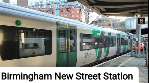 Train Arriving at Birmingham New Street Station UK - YouTube