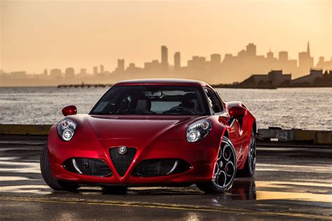 2016 Alfa Romeo 4C Review - CarsDirect