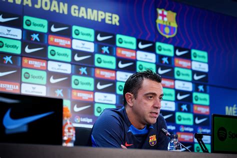 DIRECTE: La roda de premsa de Xavi Hernández