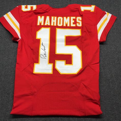 Chiefs - Patrick Mahomes signed authentic Chiefs jersey - size 40 | The ...