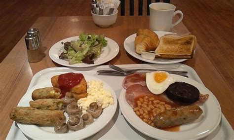 Upgraded Breakfast - Picture of Ibis London Earls Court, London ...