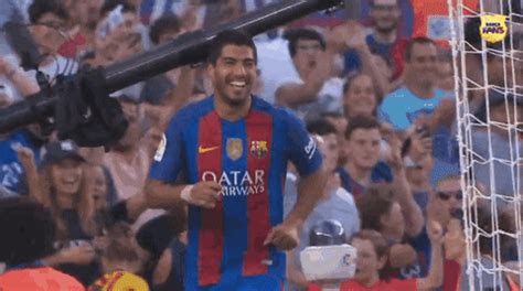 Messis Goal GIFs - Find & Share on GIPHY