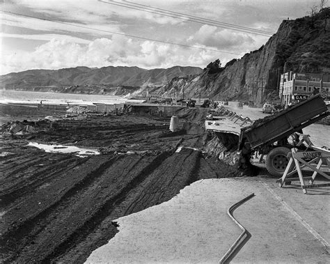 35 Black and White Photos of the 1938 Los Angeles Flood | California ...