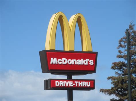 Isle of Wight McDonald's drive-thru re-opening is minutes away