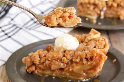 The Best Apple Crumble Pie Recipe | Recipe | Pie crumble, Apple crumble ...