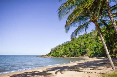 One word to describe Trinity Beach.......................?#trinitybeach ...