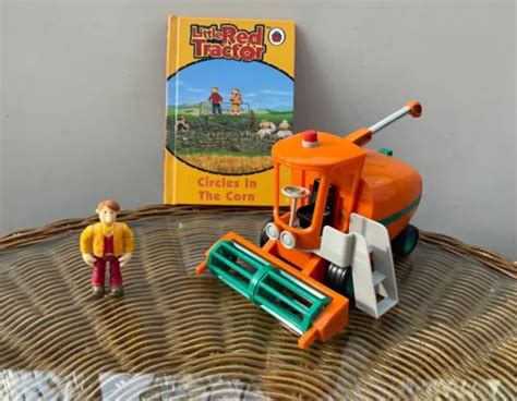 LITTLE RED TRACTOR Toys Harvey Harvester & Mr Jones Figure Playset ...