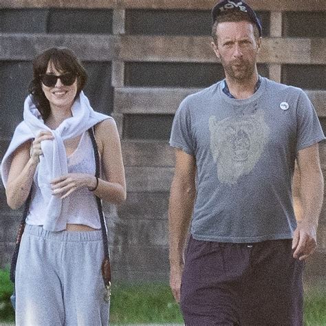 We Want Something Just Like Dakota Johnson and Chris Martin's Casual ...