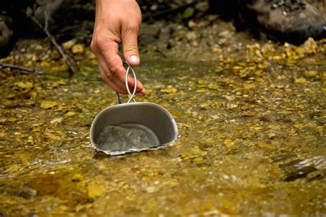 Survival Water Purification: Handy Methods of Filtering Water