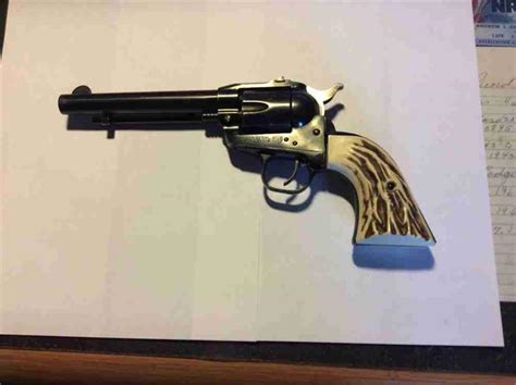 Ruger Single Six Revolver & Ruger Old Model XR-3 Jigged Grips