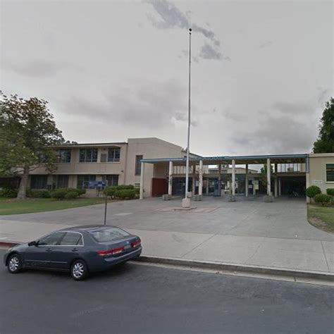 Reseda High School in Reseda, CA (Google Maps)