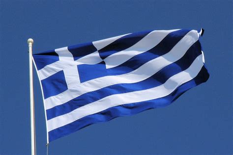 The Greek Flag Through the Centuries - GreekReporter.com