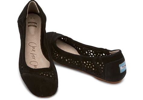 Toms Black Moroccan Cutout Suede Women'S Ballet Flats in Black | Lyst