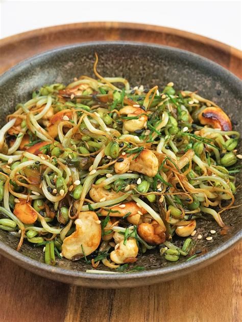 Cashew & Bean Sprout Stir Fry | Recipes | Moorlands Eater