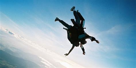 Skydive Airlie Beach | Whitsundays Day Tours | AirlieBeach.com