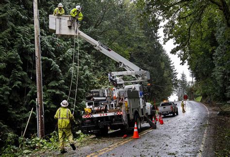 Burying some power lines option for Cowlitz PUD customers, as locals ...