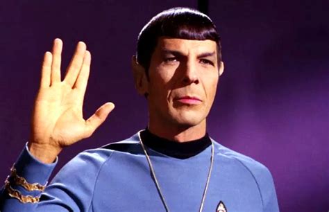 spock-star-trek-hand-sign-gesture ~ The Midult