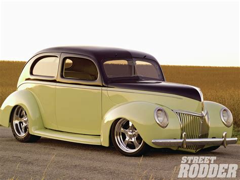 1939 Ford Sedan - Street Rodder Magazine