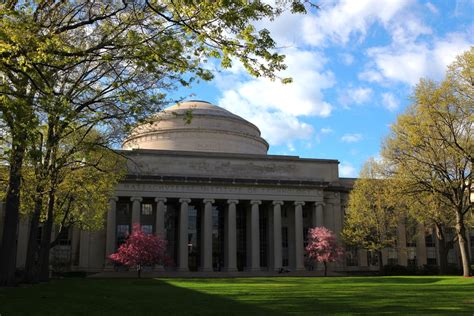 Exploring the MIT Admissions Statistics | AdmissionSight