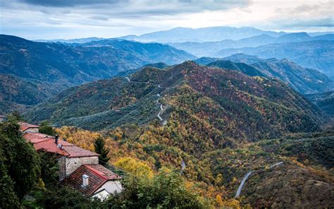 Hike the Ligurian Alps - between mountains and the sea