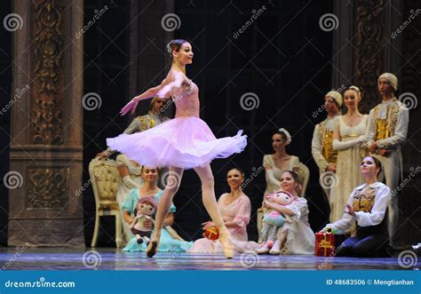 Everyone Loves Clara-the Ballet Nutcracker Editorial Photo - Image of ...