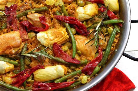 Paella Valenciana - The Daring Gourmet