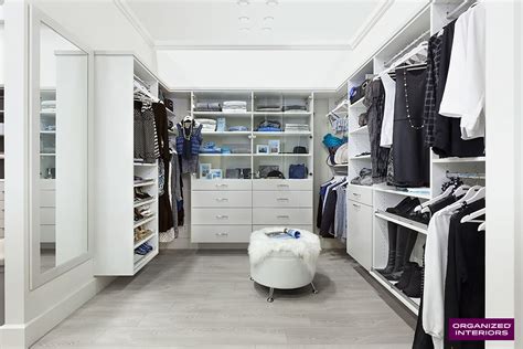 9 Walk-In Closet Design Ideas: All the Basics You Need to Know