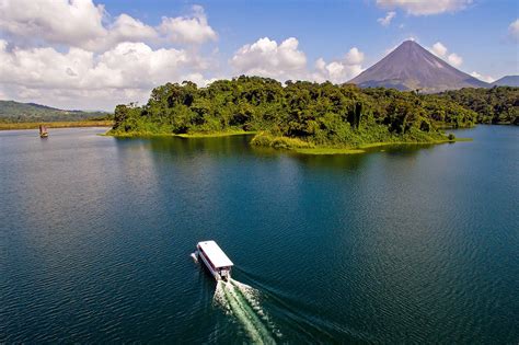 arenal-lake-costa-rica - xaliscotour