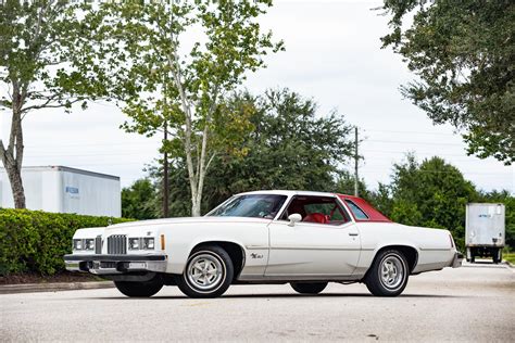 1977 Pontiac Grand Prix | Orlando Classic Cars