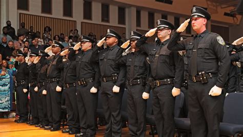 Milwaukee police welcome 58 new officers