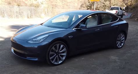 Tesla Model 3 Performance - Auto entuzijasta Hrvatska