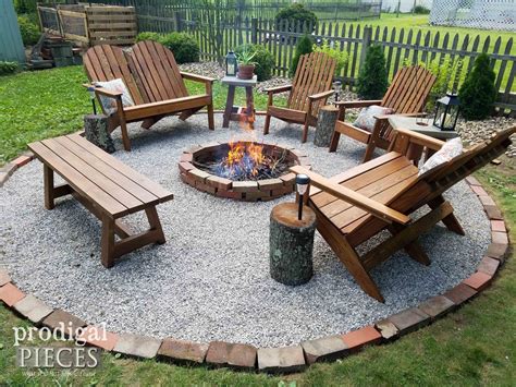 20+ Backyard Fire Pit Ideas - MAGZHOUSE