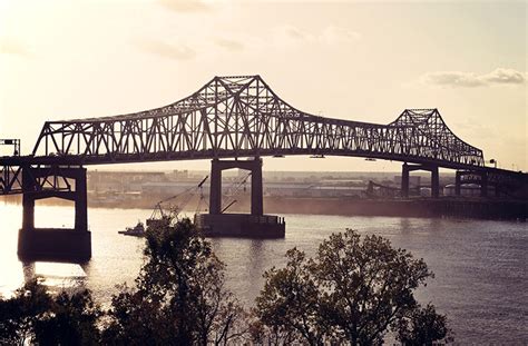 Bridge on Mississippi River in Baton Rouge | | thewestsidejournal.com