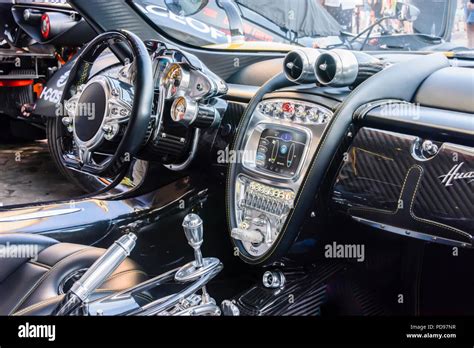 Interior of a Pagani Huayra Stock Photo - Alamy