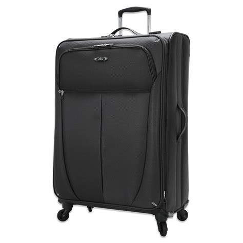 The 10 Best Lightweight Luggage Items to Buy in 2018