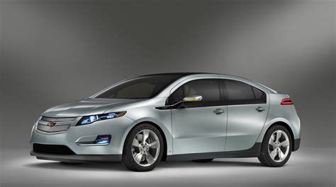 Chevy Volt, an electric car, receives North American Car of the Year ...