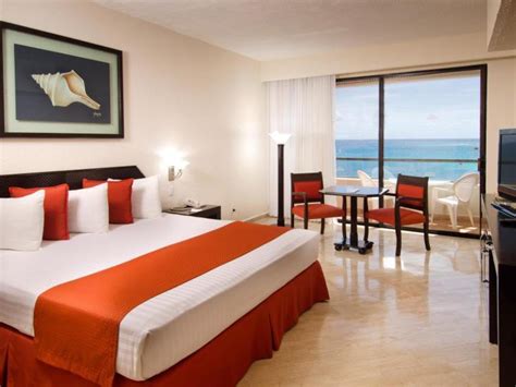 CROWN PARADISE CLUB - ALL INCLUSIVE, Cancun | 2021 Updated Prices, Deals