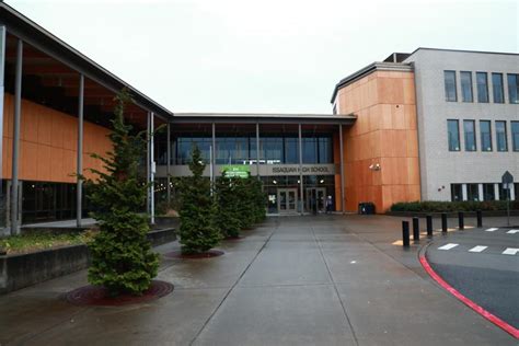 Farewell, Issaquah High School – The Issaquah High Times