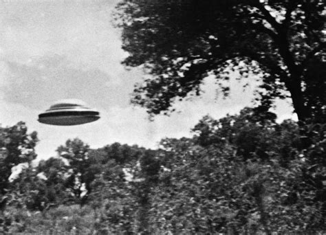 UFO Sighting Photos: 10 Unexplained Pictures From History | Time