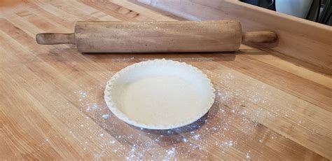 10" Pie Crust | Mayville Pick-up – Sweet Pea's Pies