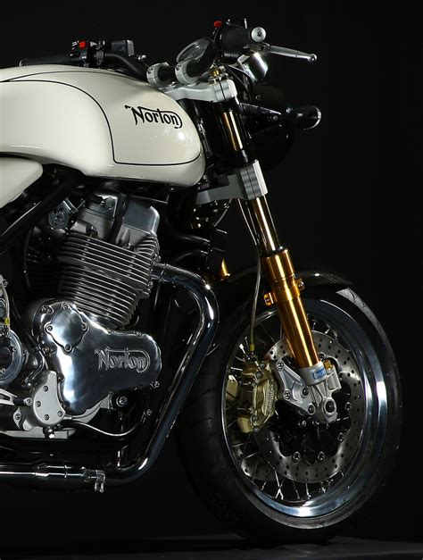 Review of Norton Commando 961 Sport Mk II 2019: pictures, live photos ...