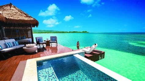 Caribbean vacations for the 1 percent: Luxury hotels and resorts