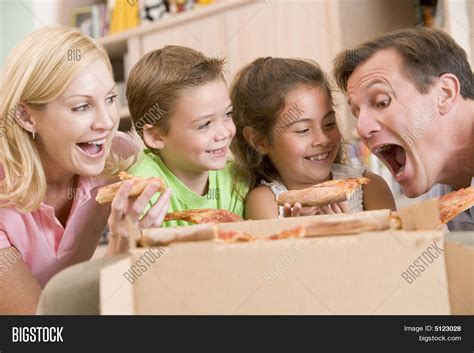 Family Eating Pizza Image & Photo (Free Trial) | Bigstock