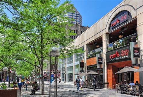 16th Street Mall – Downtown Denver, CO | Pedestrian Promenade