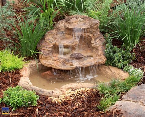 Small Rock Waterfall SRW-018 | Garden & Pond Products | Universal Rocks