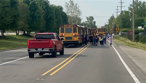 850 Brownstown Middle School students evacuate building during ...