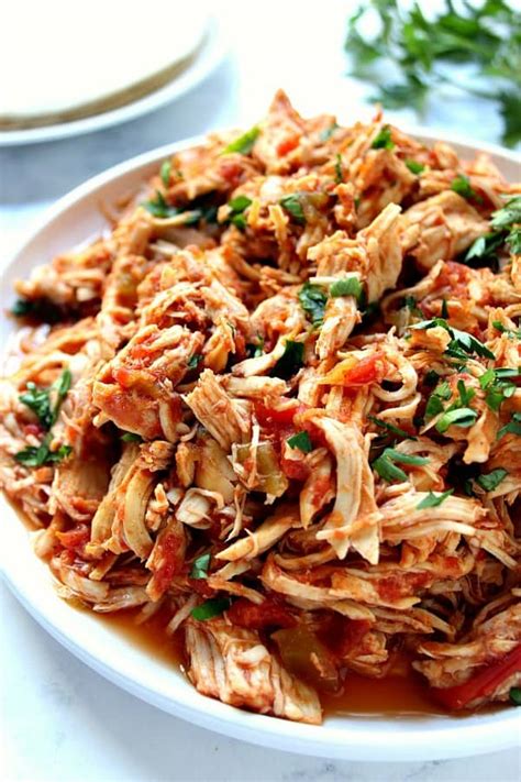 Slow Cooker Mexican Chicken - Crunchy Creamy Sweet